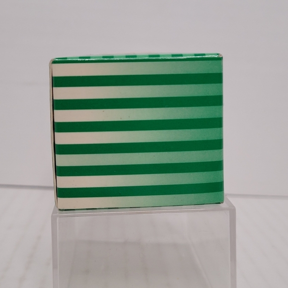 Model Power Minis 1:87 Scale Mercedes Benz/Dodge Sprinter Van #19220 - Picture 3 of 6